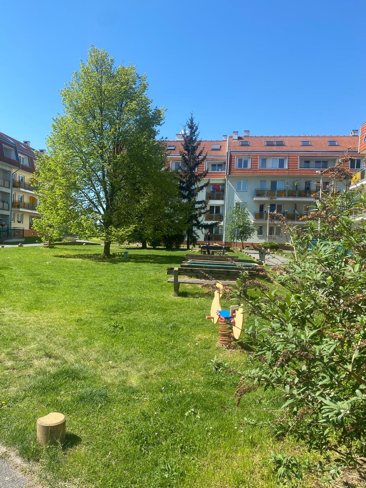 Pěkný cihlový byt 2+1(možnost na 3+kk), 82 m2, OV, Praha 6 – Suchdol