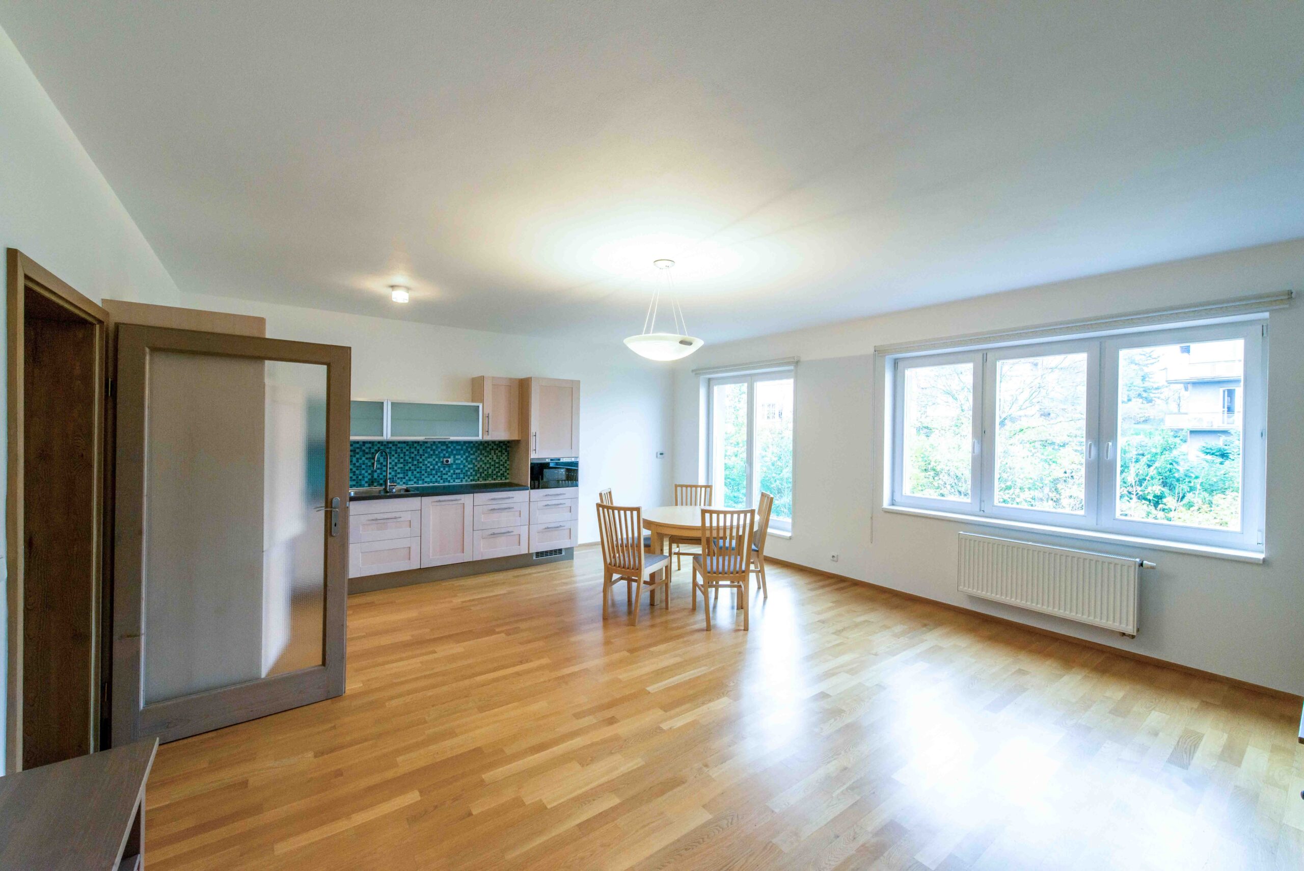 Krásný byt 2+kk, 64m2, parkovací stání, ul. Na Václavce, Praha 5 – Malvazinky