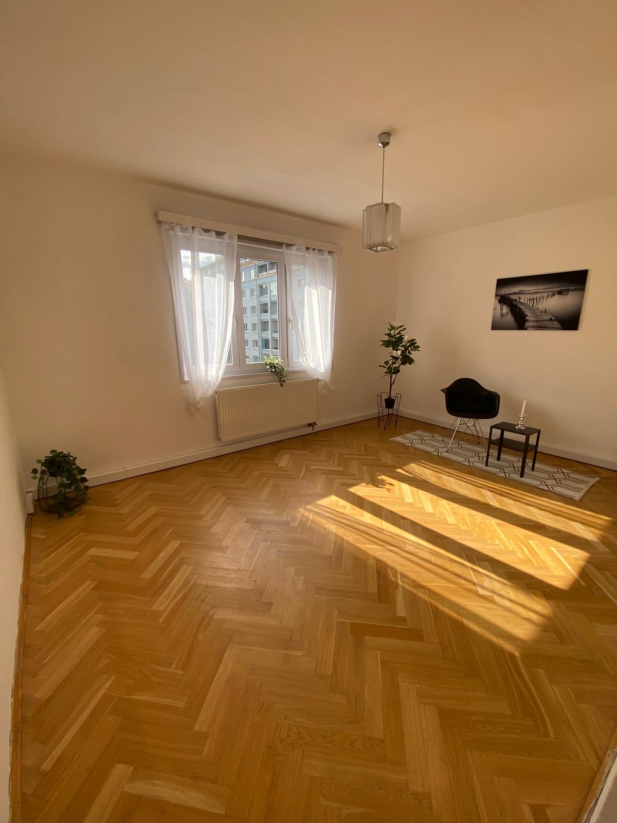 Prodej pěkného bytu 2+1, 55,4 m2, OV, Praha 10 – Strašnice, ul. Žinkovská